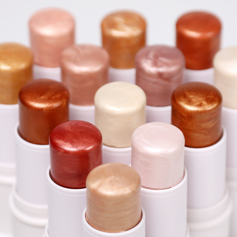 Launching a Clean Full-Face Makeup Line in 2026: A B2B Guide to Formulations, False Lashes, & Agile Sourcing A B2B Guide to Formulations, False Lashes, & Agile Sourcing